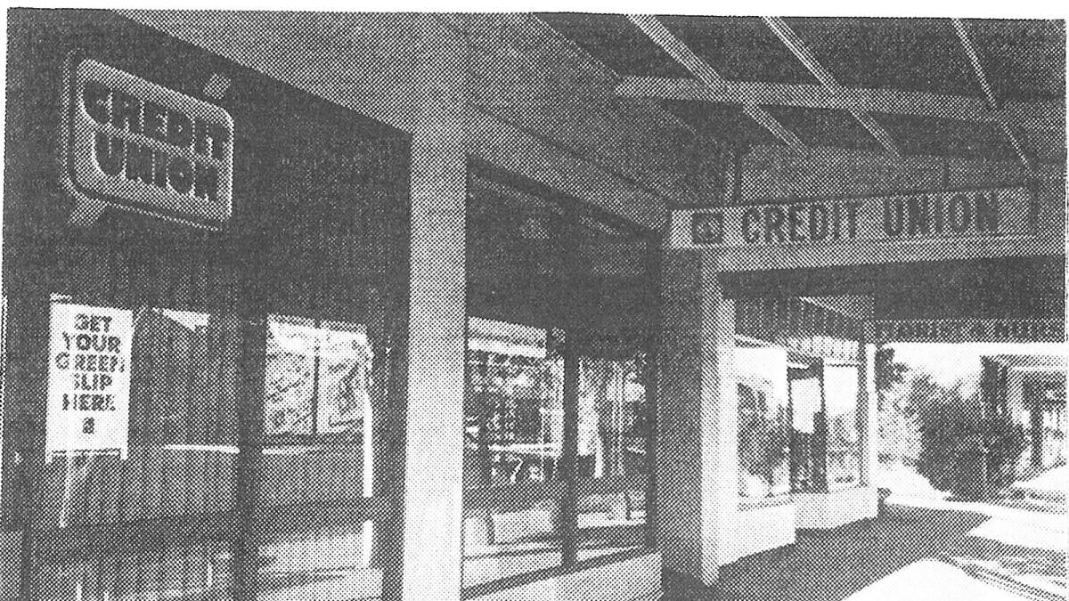The Yarrawonga Credit Union office on 58 Belmore Street in 1993 - CMB